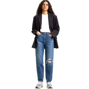 Levi’s Premium 80’s Mom Jeans Women’s Size 27 High Rise Distressed Denim Retro